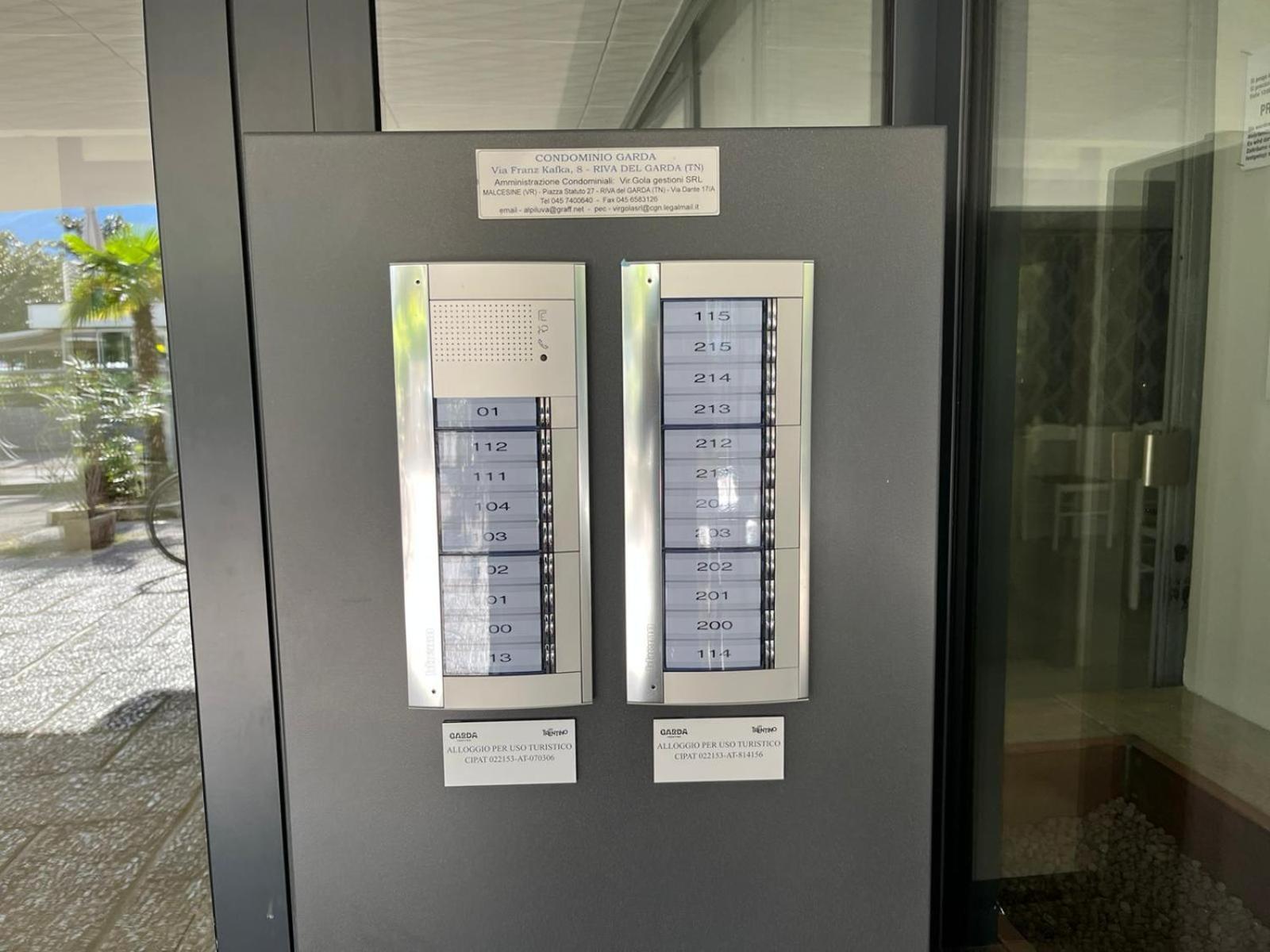 Appartamento Al Lago Riva del Garda Eksteriør billede