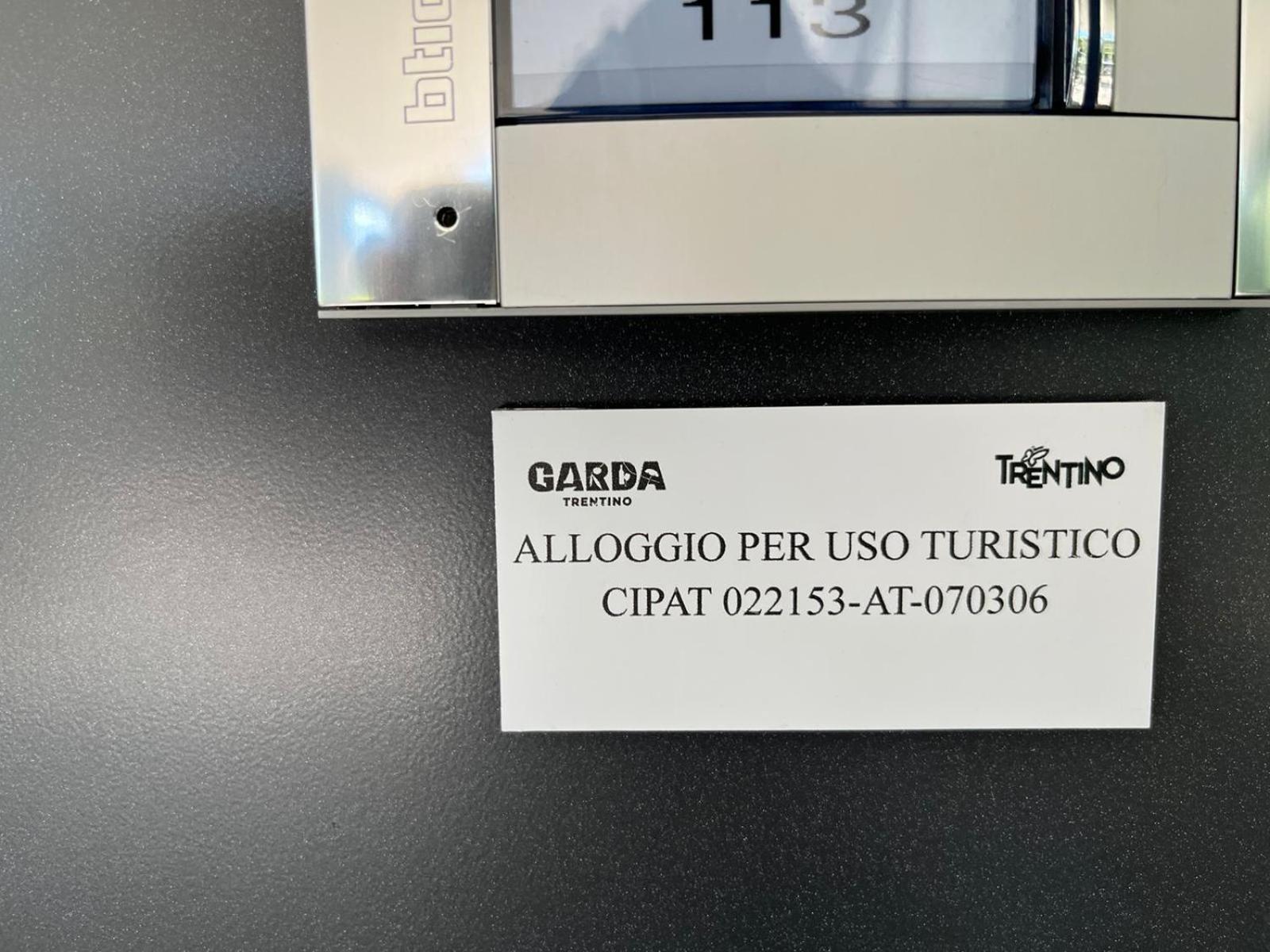 Appartamento Al Lago Riva del Garda Eksteriør billede