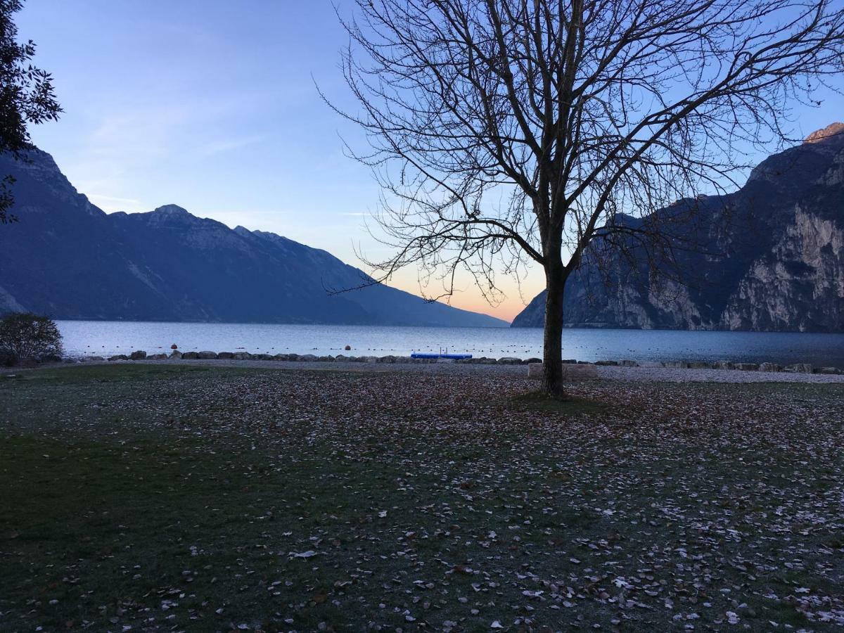 Appartamento Al Lago Riva del Garda Eksteriør billede