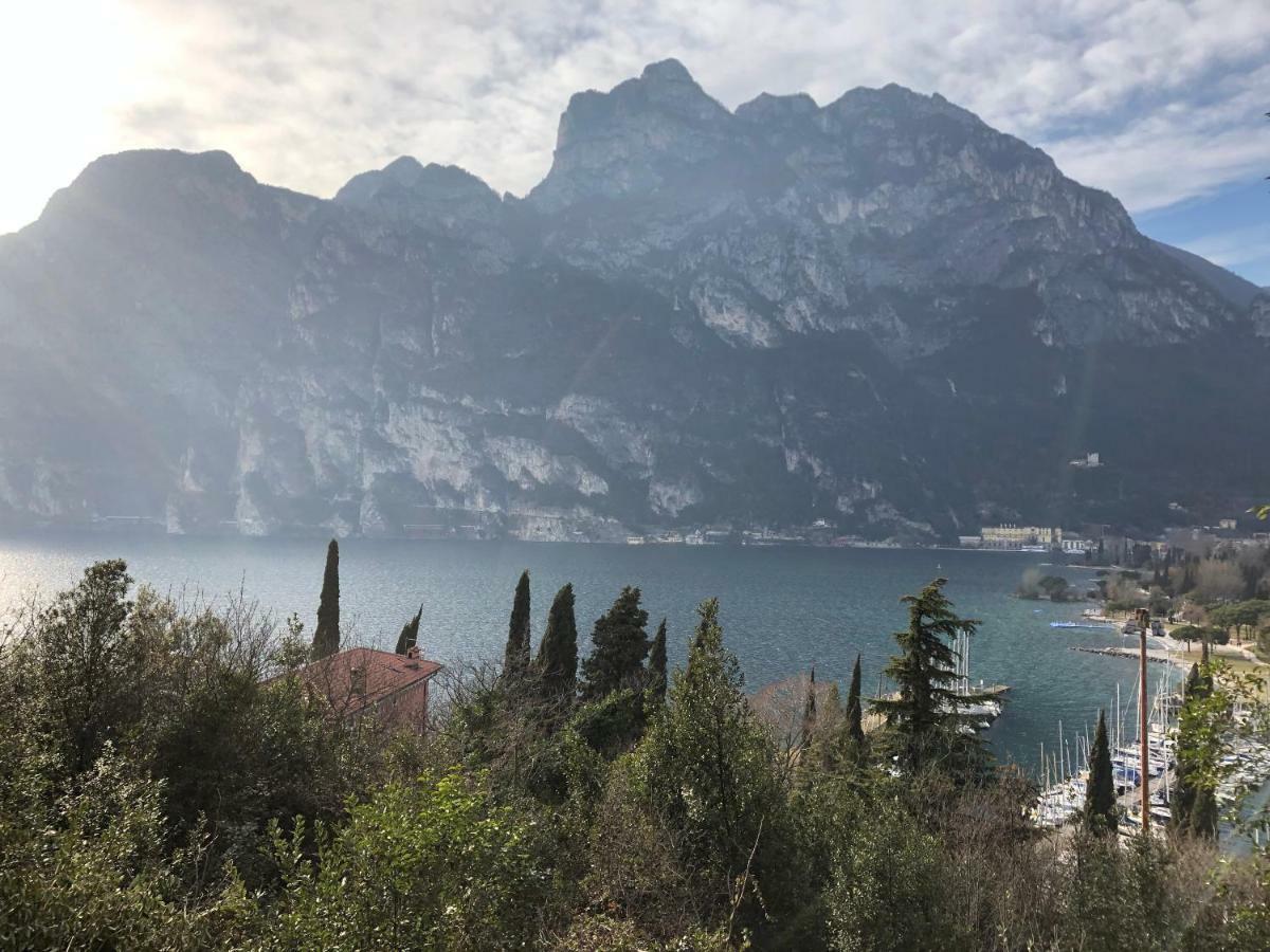 Appartamento Al Lago Riva del Garda Eksteriør billede